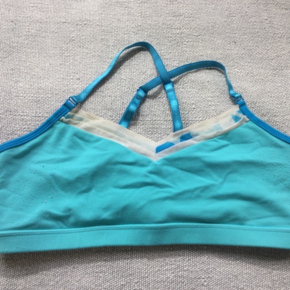 3 for $30 Lululemon blue convertible bra sz:8 - Picture 1 of 5